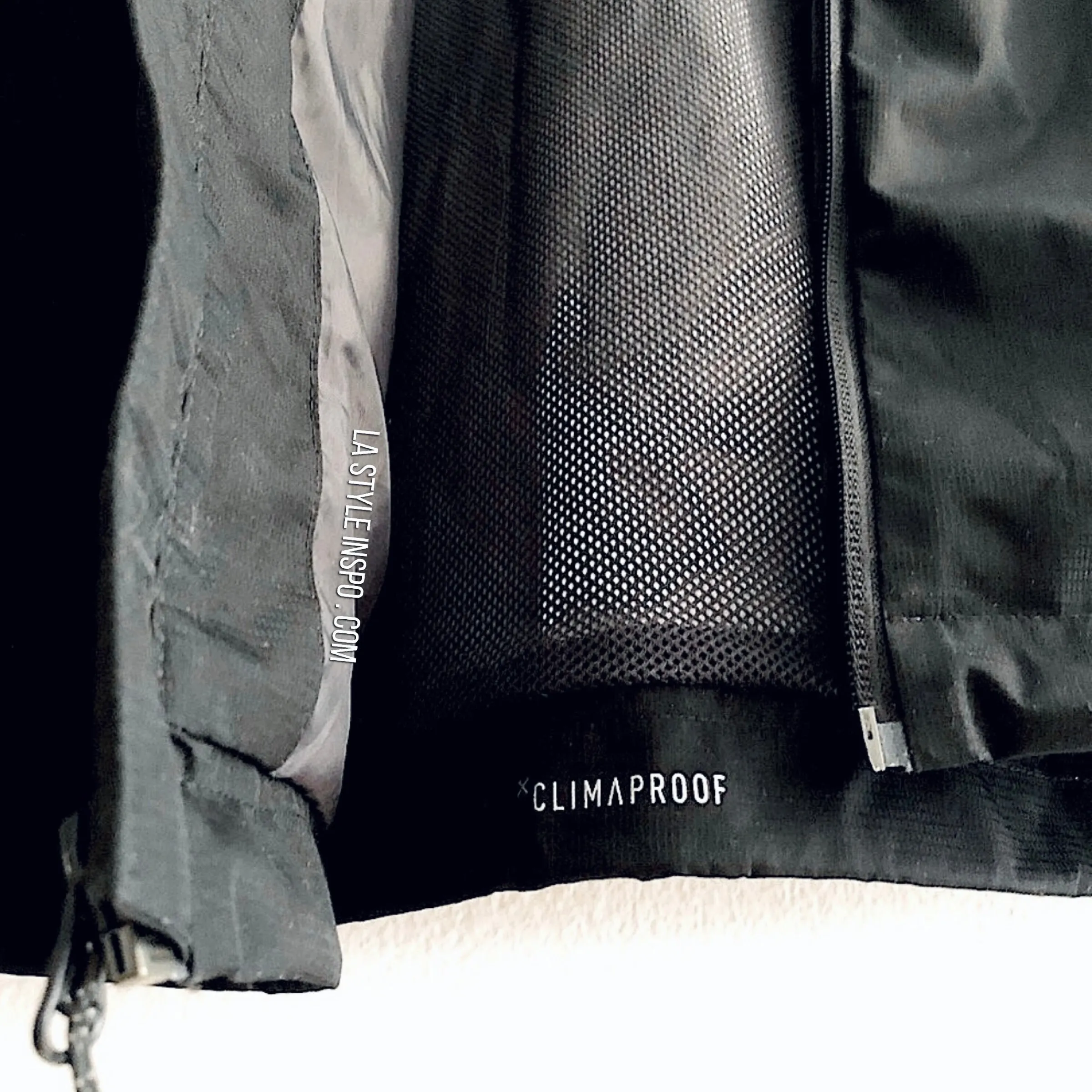 Adidas Rain Black Jacket Hoodie Size Medium