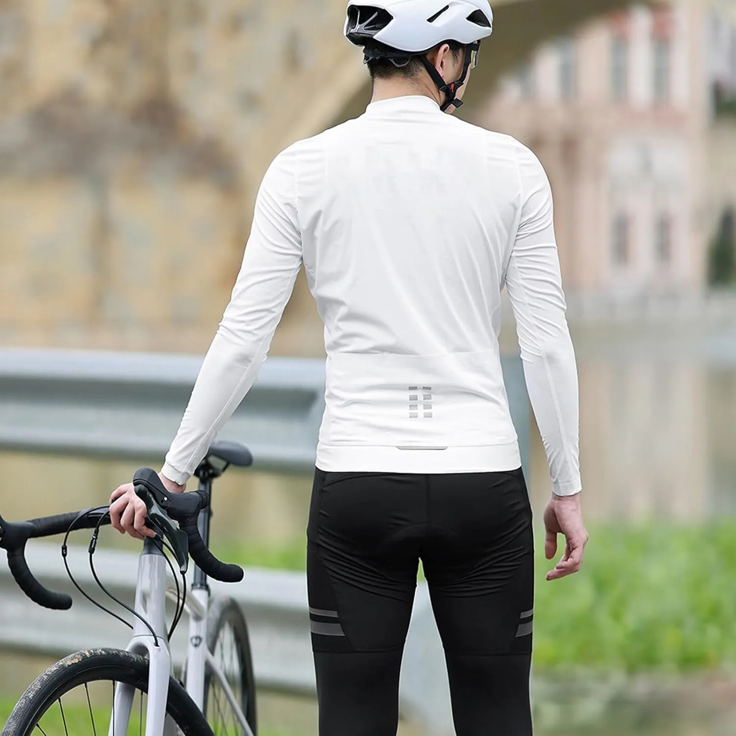 Breathable Cycling Jacket, Lightweight With Reflective Strips Running Jacket Unisex UPF50 