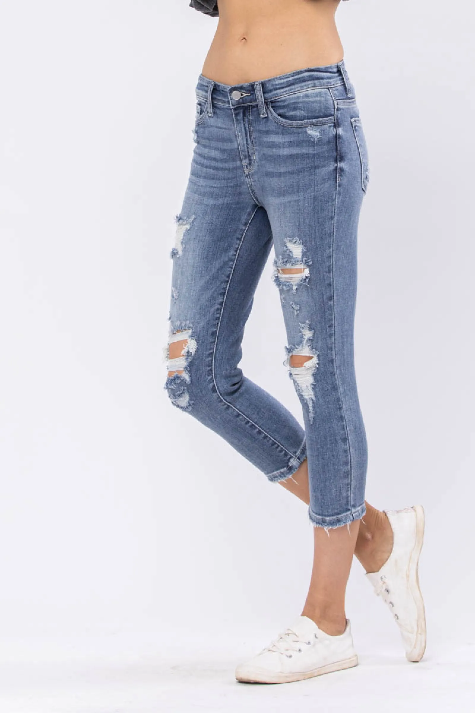 Judy Blue Distressed Capri