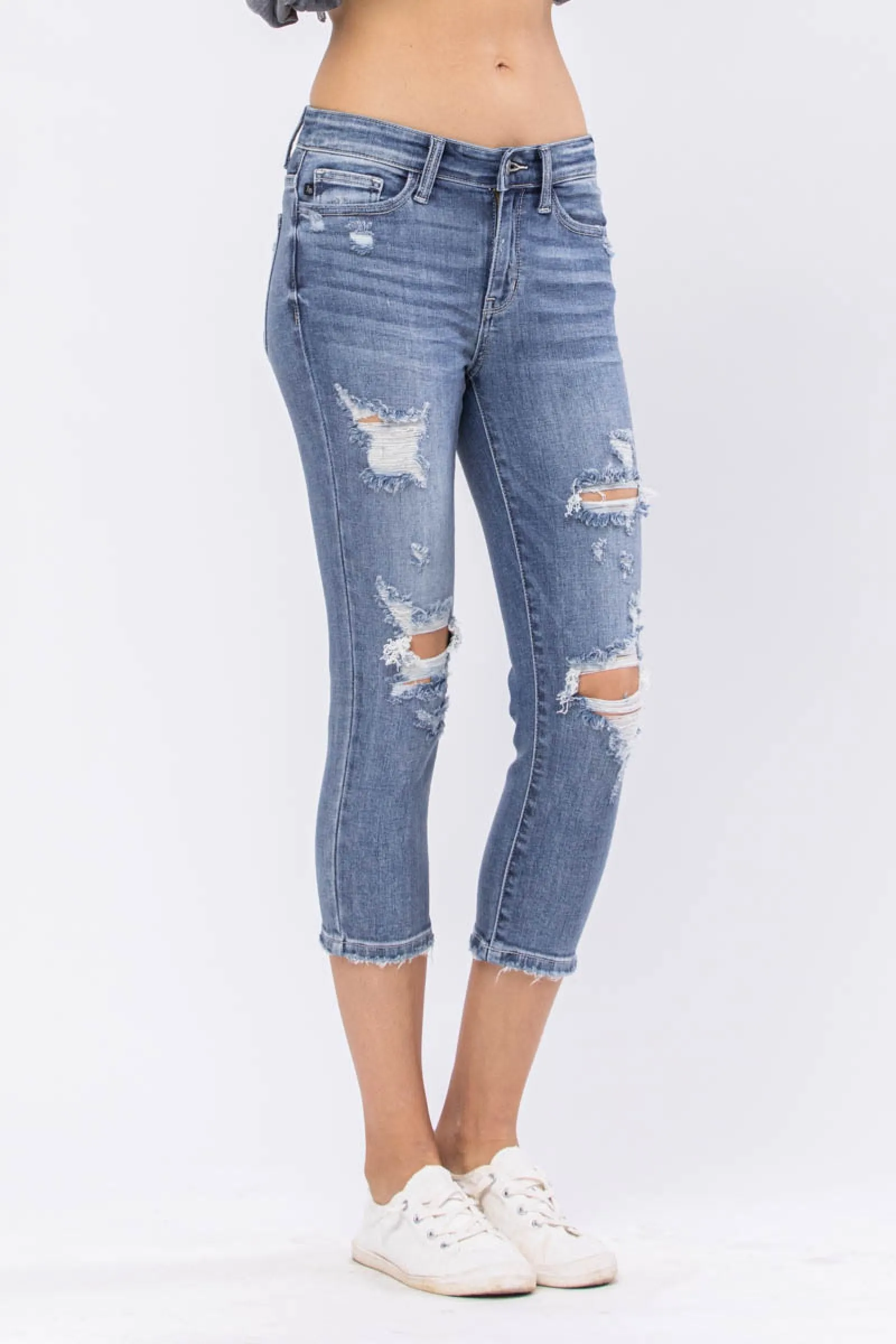 Judy Blue Distressed Capri