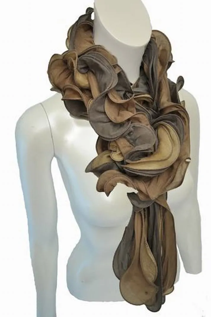 TR5 - Elegant Truffle Scarf