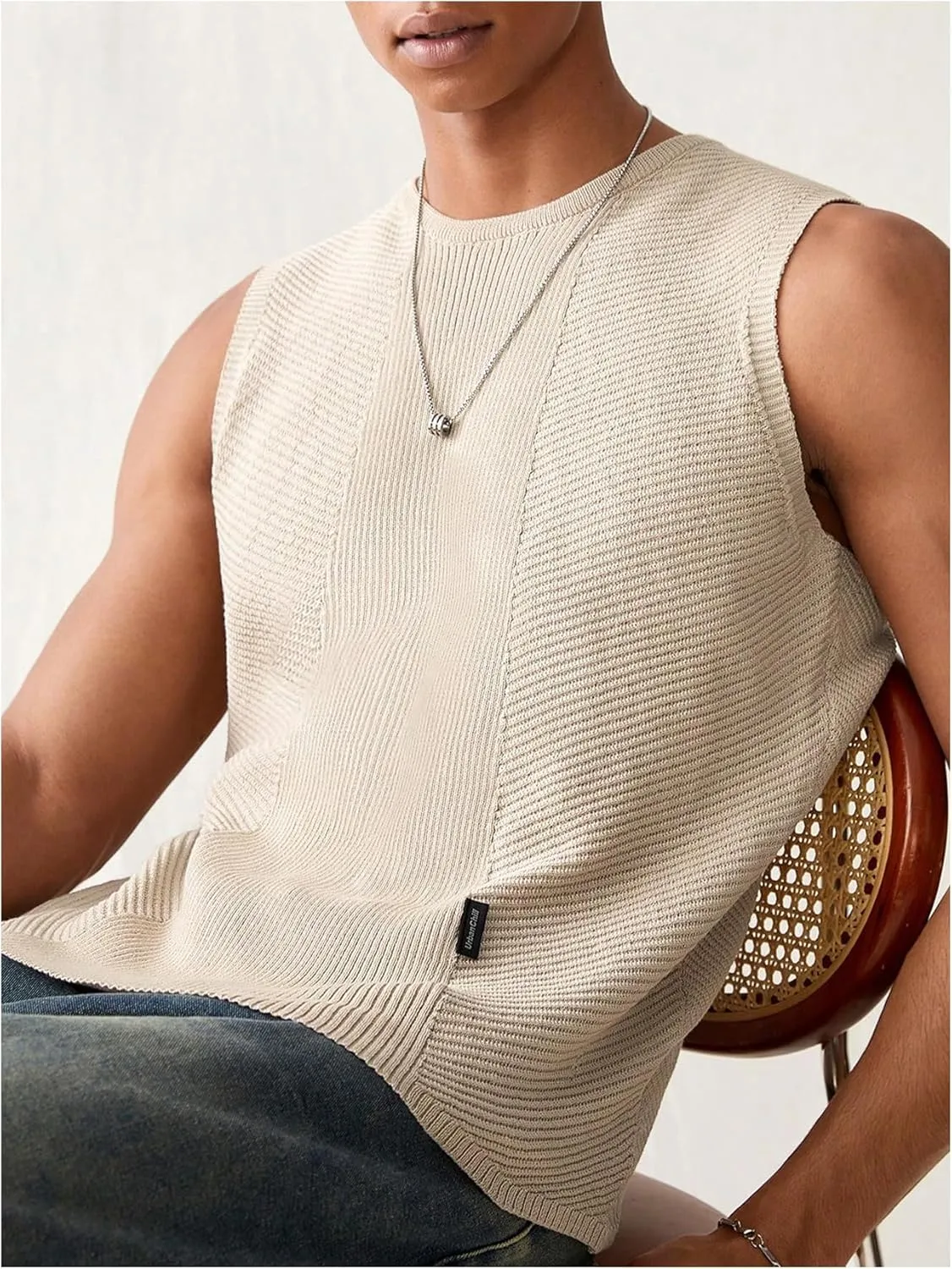 WDIRARA Men's Knit Sweater Vest Sleeveless V Neck Pullover Tank Tops